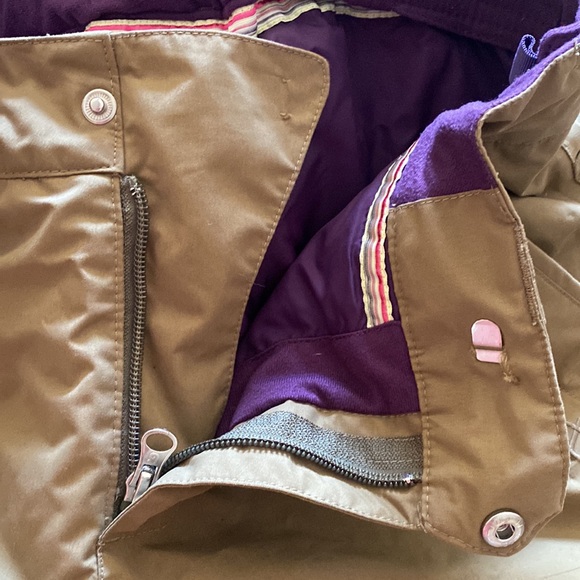 Burton snowboarding pants. - Picture 2 of 6